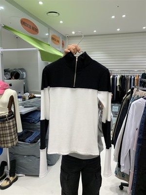 服裝套衫商場(chǎng)全球?qū)嵟膱D庫(kù)_女裝全球服裝零售批發(fā)市場(chǎng)實(shí)拍_服裝展會(huì)實(shí)拍款式圖